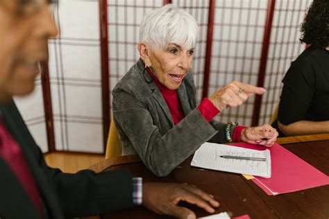 Local seniors visiting their Camarillo doctor